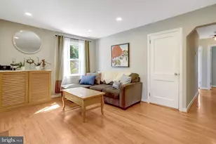 2850 Brook Dr, Falls Church, VA 22042 - Photo 14