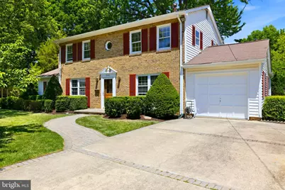 2002 Volley Court, Alexandria, VA 22308 - Photo 2