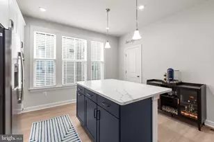 2837 Hokie Ln, Alexandria, VA 22306 - Photo 16