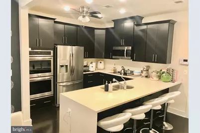 11 Silverway Drive, Herndon, VA 20170 - Photo 2