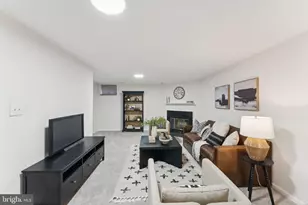 6316 Chimney Wood Ct, Alexandria, VA 22306 - Photo 24