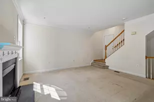 13514 Davinci Ln, Herndon, VA 20171 - Photo 8