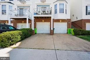 13514 Davinci Ln, Herndon, VA 20171 - Photo 2