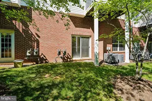 13514 Davinci Ln, Herndon, VA 20171 - Photo 34