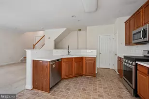 13514 Davinci Ln, Herndon, VA 20171 - Photo 10