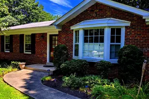 8702 Thunderbird Ct, Vienna, VA 22182 - Photo 1