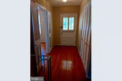 8702 Thunderbird Court, Vienna, VA 22182 - Photo 16