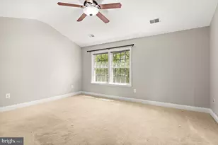 4021 Quiet Creek Dr, Fairfax, VA 22033 - Photo 22