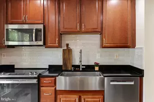 7001 Spur Rd, Springfield, VA 22153 - Photo 14