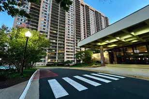5501 Seminary Rd, Falls Church, VA 22041 - Photo 2