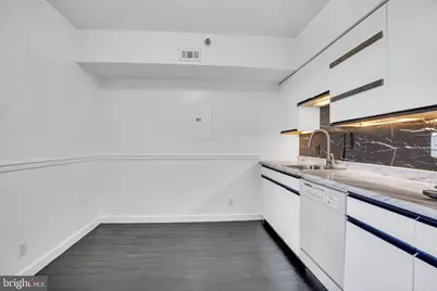 5501 Seminary Road #1908S, Falls Church, VA 22041 - Photo 18