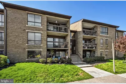 517 Florida Avenue #T4, Herndon, VA 20170 - Photo 2