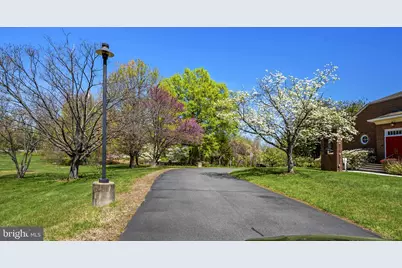 517 Florida Avenue #T4, Herndon, VA 20170 - Photo 42