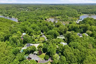 708 Potomac Knolls Dr, McLean, VA 22102 - Photo 20