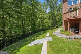 708 Potomac Knolls Dr, McLean, VA 22102 - Photo 16