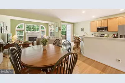 4093 Oak Village Landing, Fairfax, VA 22033 - Photo 12