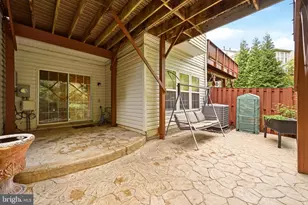 4093 Oak Village Landing, Fairfax, VA 22033 - Photo 42