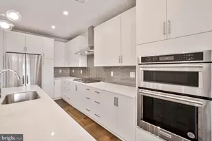 7512 Sawyer Farm Dr, McLean, VA 22102 - Photo 6