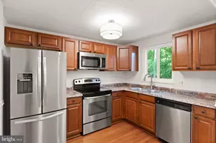 8494 Summer Breeze Ln, Springfield, VA 22153 - Photo 12