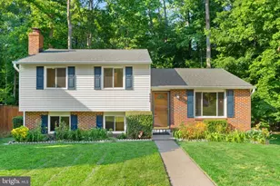 8494 Summer Breeze Ln, Springfield, VA 22153 - Photo 2