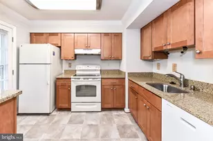 1207 Bond St, Herndon, VA 20170 - Photo 8