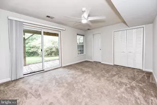 1207 Bond St, Herndon, VA 20170 - Photo 26