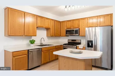 13595 Bathgate Drive, Herndon, VA 20171 - Photo 8