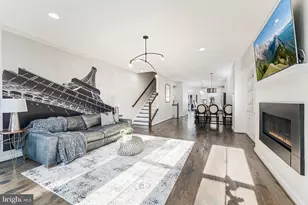 3167 Virginia Bluebell Ct, Fairfax, VA 22031 - Photo 16