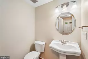 2331 Middle Creek Ln, Reston, VA 20191 - Photo 24