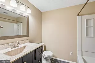 2331 Middle Creek Ln, Reston, VA 20191 - Photo 40