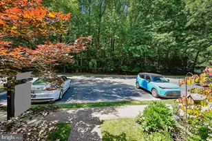 2331 Middle Creek Ln, Reston, VA 20191 - Photo 8