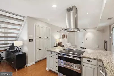 12014 Trossack Road, Herndon, VA 20170 - Photo 12
