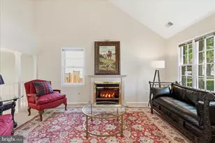 12014 Trossack Rd, Herndon, VA 20170 - Photo 6