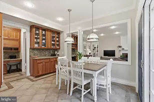 11711 Saddle Crescent Cir, Oakton, VA 22124 - Photo 10