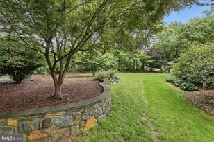 11711 Saddle Crescent Cir, Oakton, VA 22124 - Photo 50