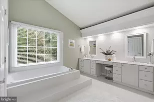 11711 Saddle Crescent Cir, Oakton, VA 22124 - Photo 30
