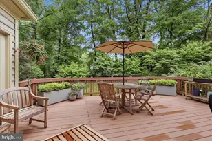11711 Saddle Crescent Cir, Oakton, VA 22124 - Photo 12