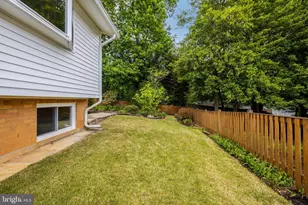 8712 Piccadilly Pl, Springfield, VA 22151 - Photo 54