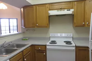 6004 Ellesmere Ct, Alexandria, VA 22315 - Photo 8