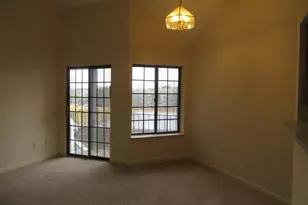 6004 Ellesmere Ct, Alexandria, VA 22315 - Photo 2