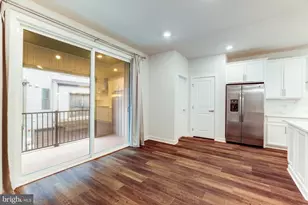 13036 Hattontown Square, Herndon, VA 20171 - Photo 14