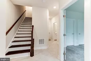 13036 Hattontown Square, Herndon, VA 20171 - Photo 2