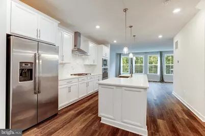 13036 Hattontown Square, Herndon, VA 20171 - Photo 10