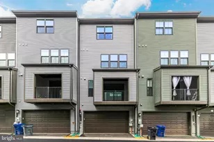 13036 Hattontown Square, Herndon, VA 20171 - Photo 58