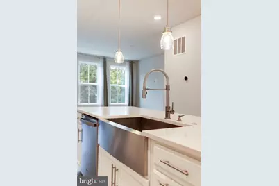 13036 Hattontown Square, Herndon, VA 20171 - Photo 18
