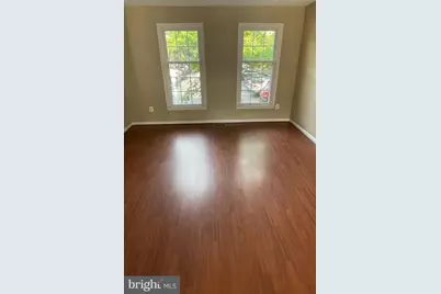 10127 Ebenshire Court, Oakton, VA 22124 - Photo 2