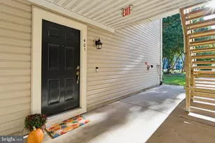 12249 Fairfield House Dr, Fairfax, VA 22033 - Photo 2