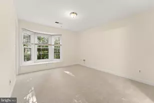 12249 Fairfield House Dr, Fairfax, VA 22033 - Photo 26