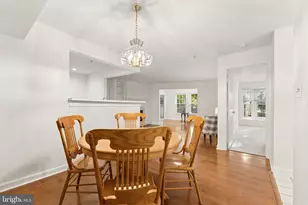 12249 Fairfield House Dr, Fairfax, VA 22033 - Photo 8