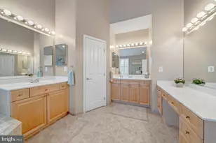 1925 Logan Manor Dr, Reston, VA 20190 - Photo 24